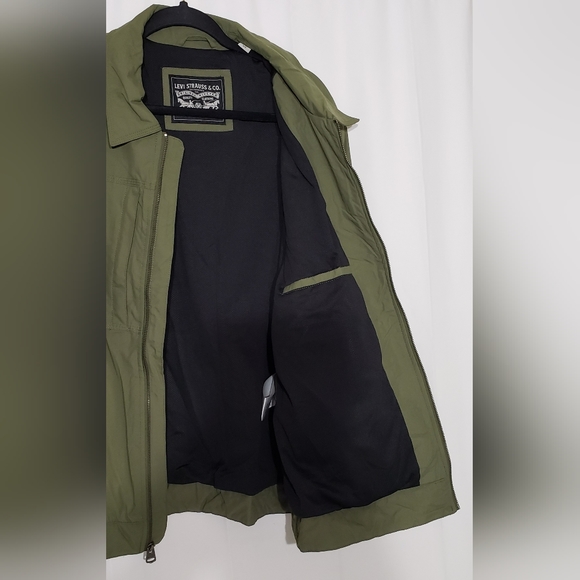 Levi's Jacket, water-resistant, fully lined. Unisex, EUC! - Picture 13 of 15